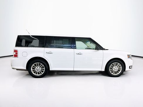 Used 2017 Ford Flex SEL w/ Equipment Group 202A AWD/4WD image 10