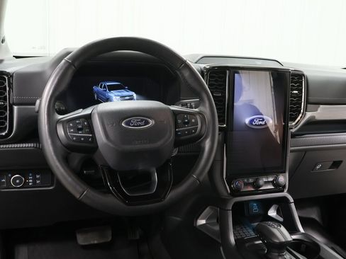 Used 2024 Ford Ranger Lariat w/ FX4 Off-Road Package image 8