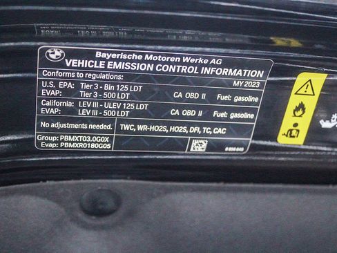 Used 2023 BMW X6 xDrive40i w/ Premium Package image 27