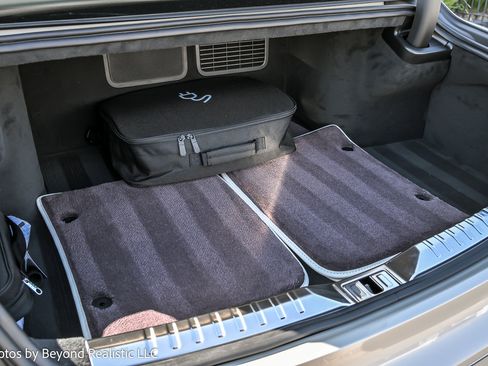 New 2026 Bentley Flying Spur Plug-In Hybrid image 15