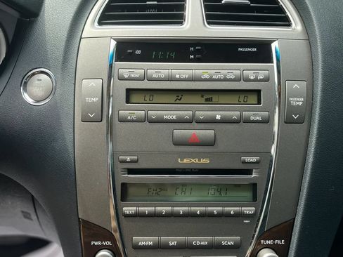 Used 2011 Lexus ES 350 FWD image 13