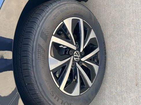 New 2025 Volkswagen Jetta S image 13