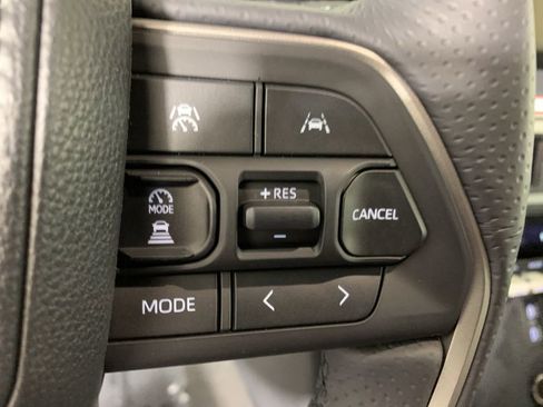 New 2026 Toyota 4Runner TRD Off-Road AWD/4WD image 22