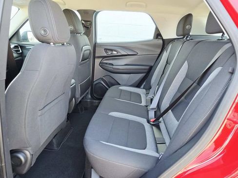 New 2026 Chevrolet TrailBlazer LS image 9