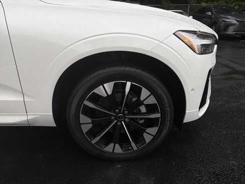 Used 2026 Volvo XC60 B5 Plus w/ Protection Package Premier AWD/4WD image 13