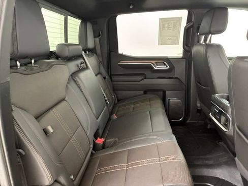 Certified 2024 Chevrolet Silverado 1500 High Country w/ High Country Premium Package AWD/4WD image 16