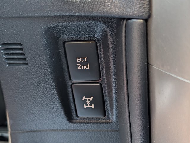 Used 2021 Lexus GX 460 Luxury w/ Sport Design Package AWD/4WD image 34