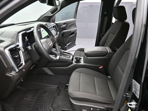 Used 2025 GMC Canyon Elevation w/ Convenience Package RWD image 12