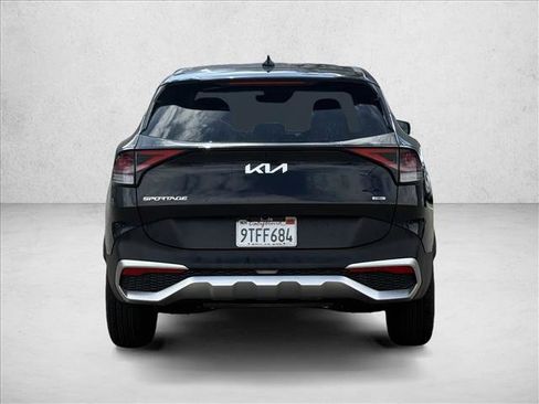 Used 2024 Kia Sportage LX AWD/4WD image 6