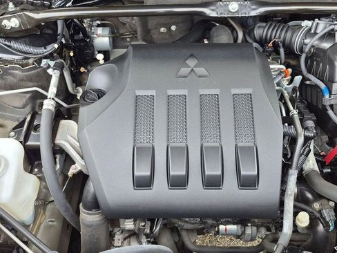 Used 2025 Mitsubishi Eclipse Cross SE AWD/4WD image 29