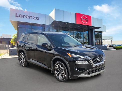 Used 2023 Nissan Rogue SV FWD image 3