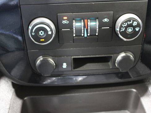 Used 2012 Chevrolet Avalanche LS w/ All-Star Edition image 13