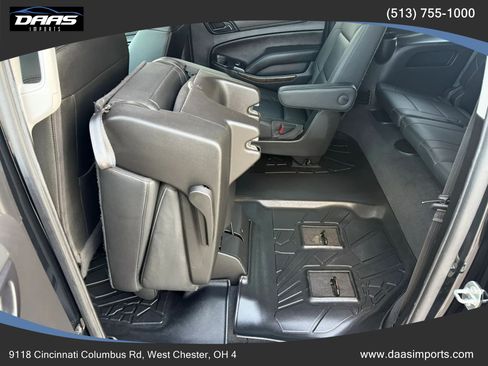 Used 2020 Chevrolet Suburban LT AWD/4WD image 24