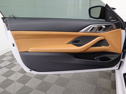 Used 2025 BMW M440i Coupe w/ Premium Package image 25