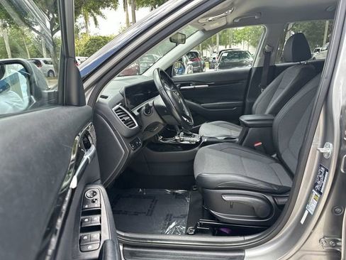 Used 2024 Kia Seltos S FWD image 22