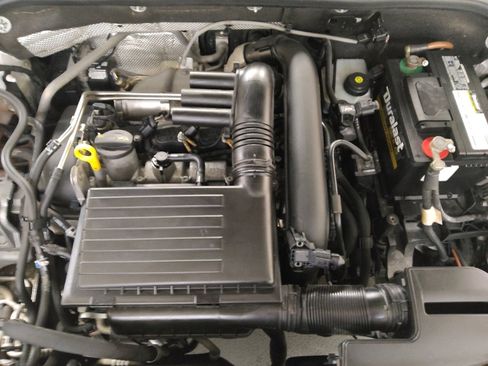 Used 2017 Volkswagen Jetta SE image 30