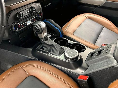 Used 2023 Ford Bronco Outer Banks image 15