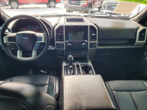 Used 2018 Ford F150 Lariat w/ Equipment Group 502A Luxury image 27