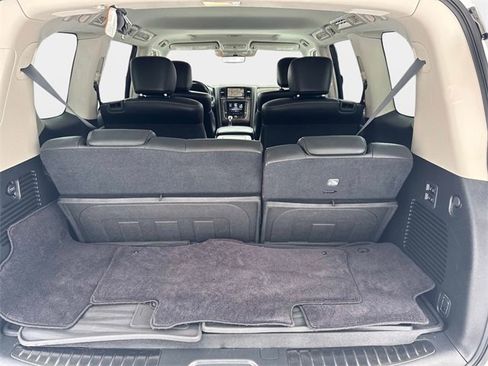 Used 2021 INFINITI QX80 Premium Select w/ All-Season Package image 5