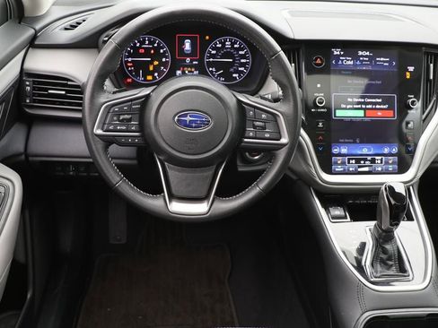 Used 2025 Subaru Outback Premium image 13
