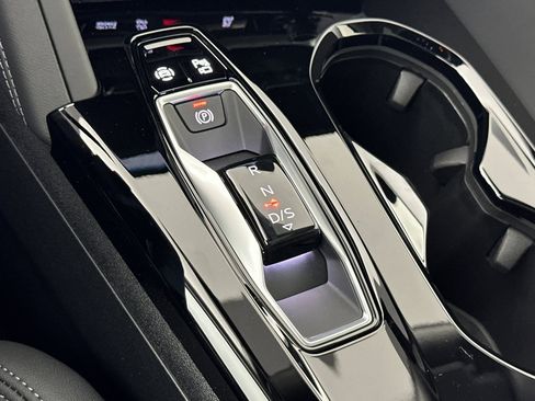 New 2025 Audi Q5 Premium Plus image 21