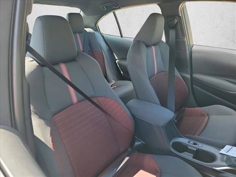 Used 2026 Toyota Corolla SE FWD image 15