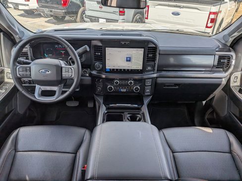 Certified 2026 Ford F250 Lariat w/ Black Appearance Package image 15