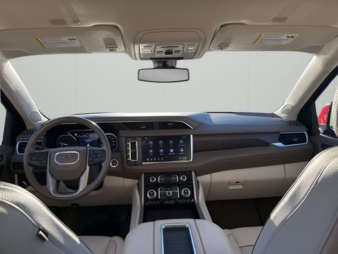 Used 2021 GMC Yukon XL Denali image 23