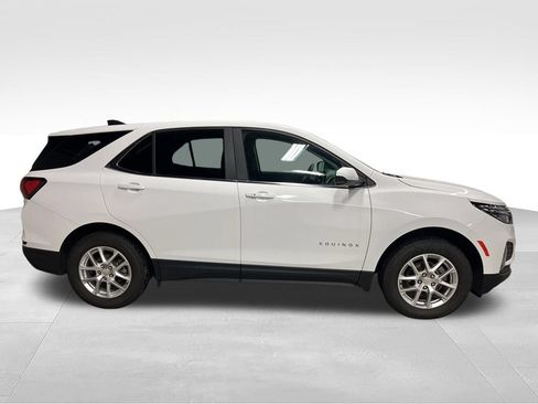 Certified 2024 Chevrolet Equinox LT AWD/4WD image 4