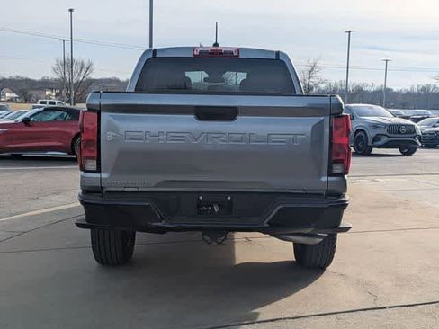 Used 2024 Chevrolet Colorado W/T image 8
