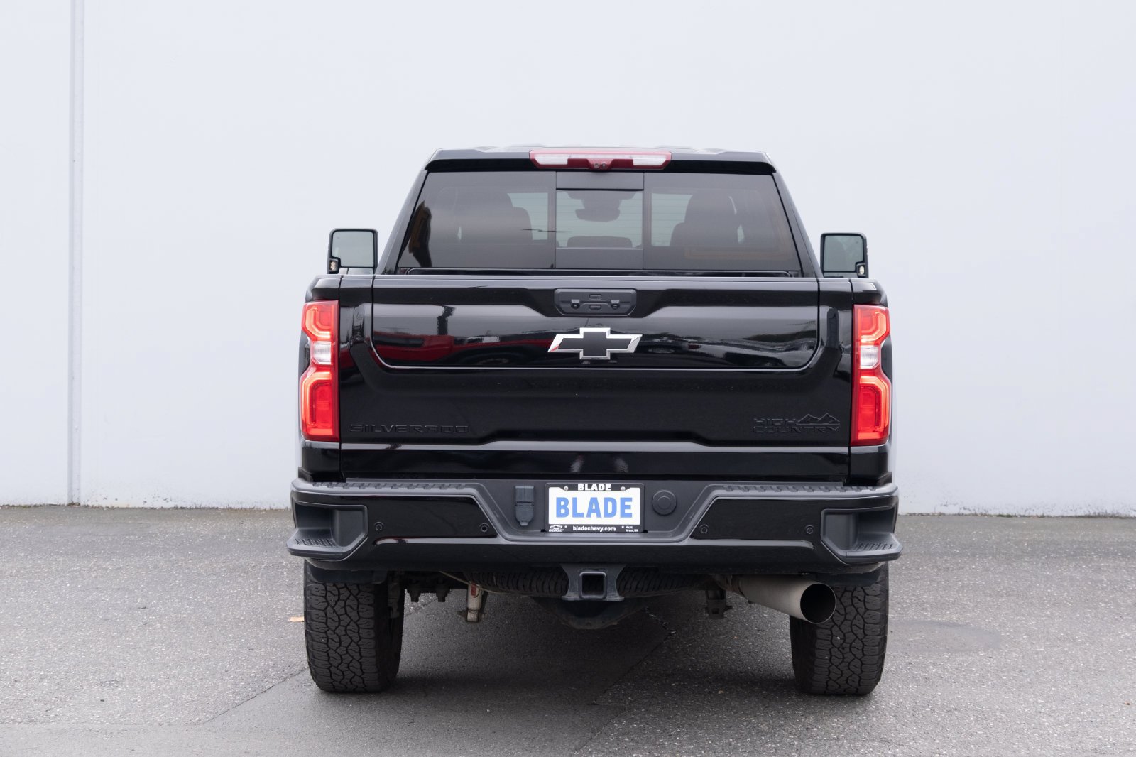 Used 2024 Chevrolet Silverado 3500 High Country w/ High Country Premium Package AWD/4WD image 27