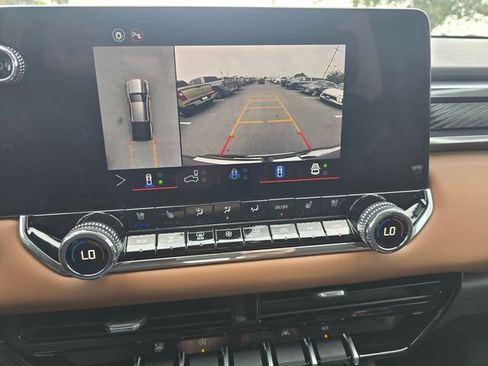 New 2026 GMC Canyon AT4 w/ Technology Plus Package AWD/4WD image 20