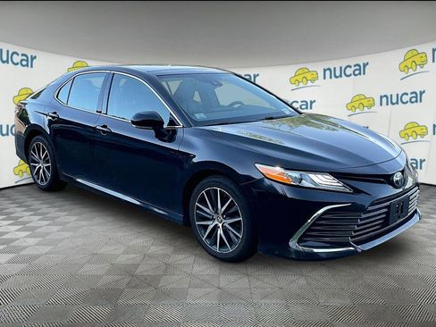 Used 2022 Toyota Camry XLE AWD/4WD image 1