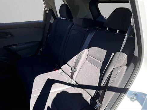 Used 2023 Nissan Rogue S FWD image 22