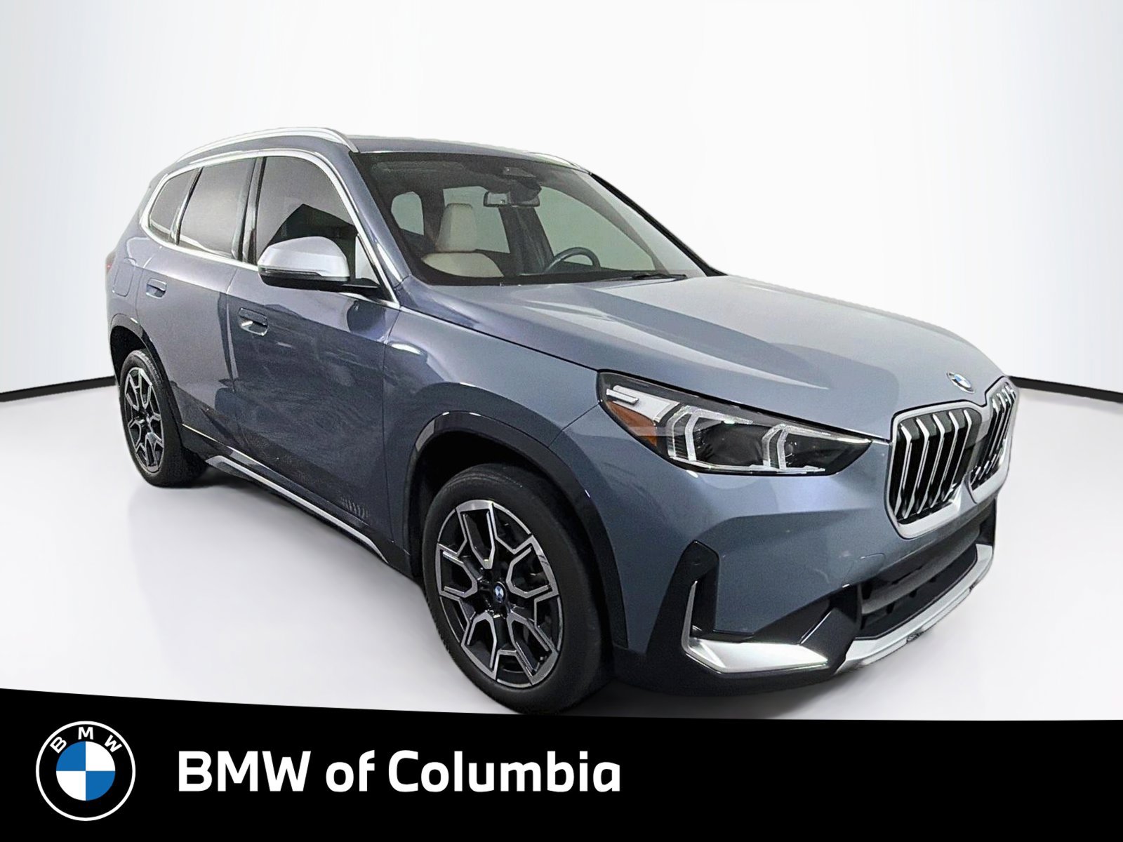 Used 2023 BMW X1 xDrive28i w/ Convenience Package AWD/4WD image 1