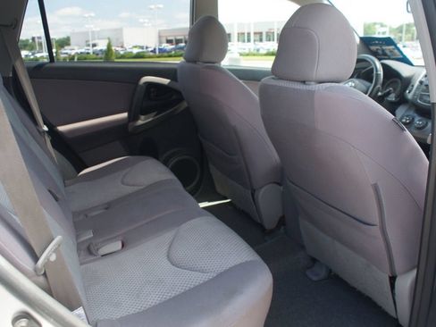 Used 2006 Toyota RAV4 2WD image 14