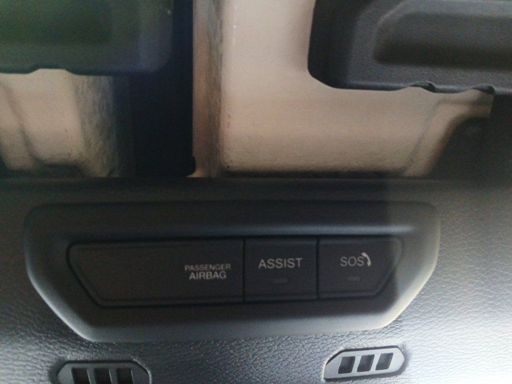 Used 2021 Jeep Gladiator Mojave AWD/4WD image 7