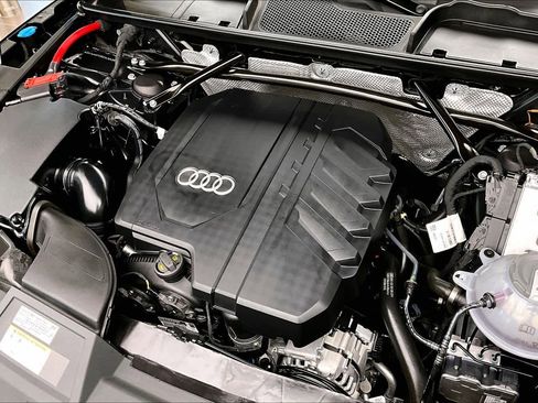 Used 2023 Audi Q5 2.0T Premium w/ Convenience Package AWD/4WD image 31
