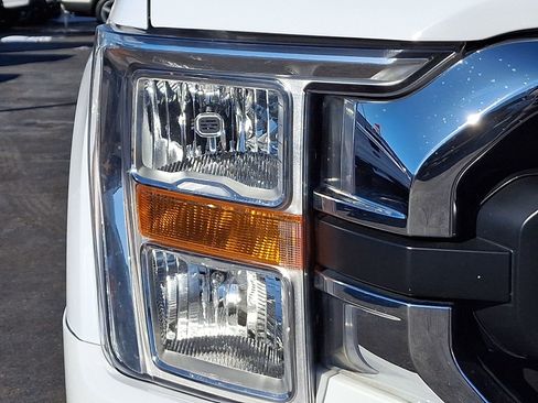 Used 2022 Ford F150 XLT w/ Trailer Tow Package image 10