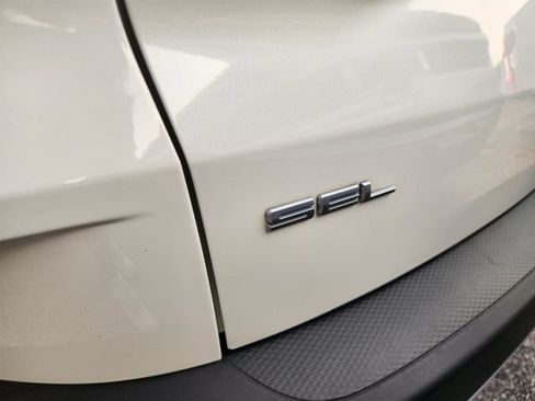 Used 2020 Ford Escape SEL FWD image 9