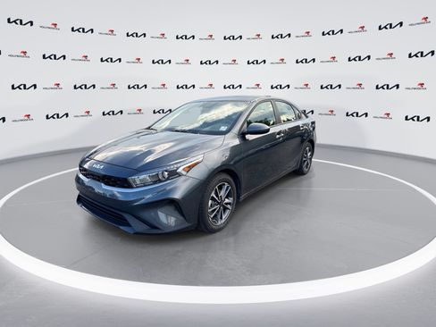 Certified 2024 Kia Forte LXS FWD image 4