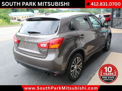 Used 2017 Mitsubishi Outlander Sport ES AWD/4WD image 9