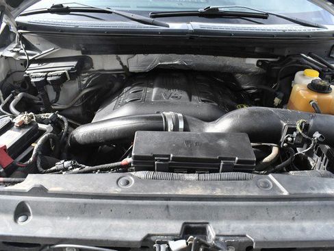 Used 2014 Ford F150 XLT w/ Equipment Group 302A Luxury image 29