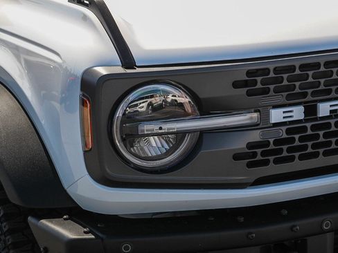 Certified 2023 Ford Bronco Badlands w/ Sasquatch Package AWD/4WD image 4