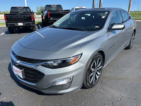 Used 2024 Chevrolet Malibu RS FWD image 9