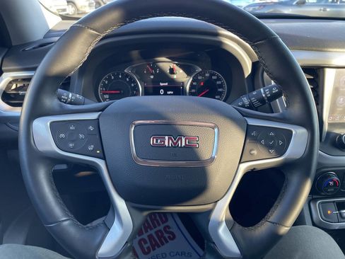 Used 2023 GMC Acadia SLT w/ Preferred Package image 20