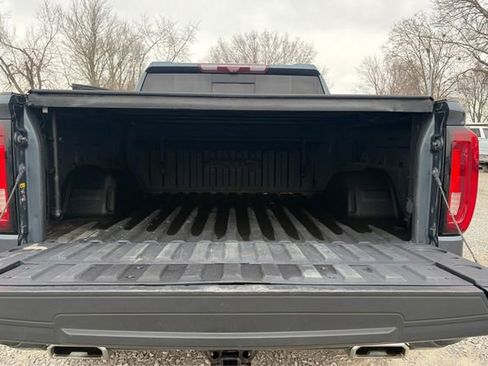 Used 2021 GMC Sierra 1500 AT4 w/ AT4 Premium Package image 12