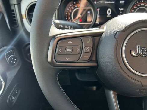 New 2026 Jeep Gladiator Sport AWD/4WD image 28