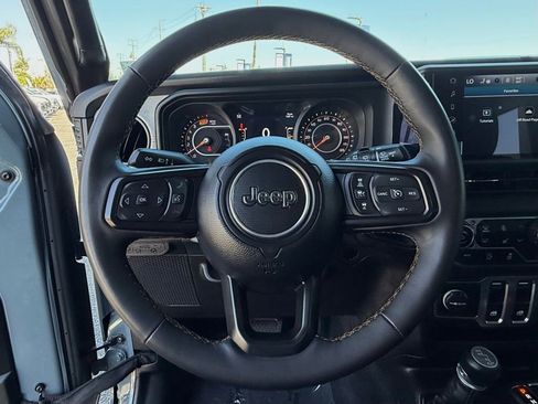 Used 2024 Jeep Wrangler Sport AWD/4WD image 19