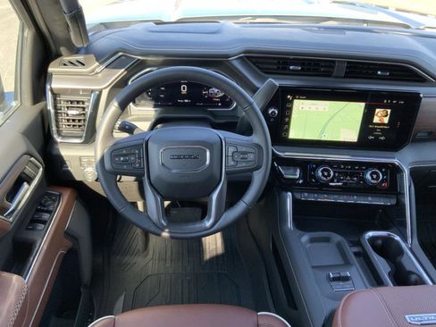 New 2026 GMC Sierra 3500 Denali Ultimate image 38